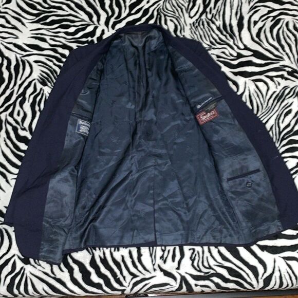 Burberrys luxurious Vintage men’s navy blue 100% wool suit blazer gold buttons - Picture 4 of 14